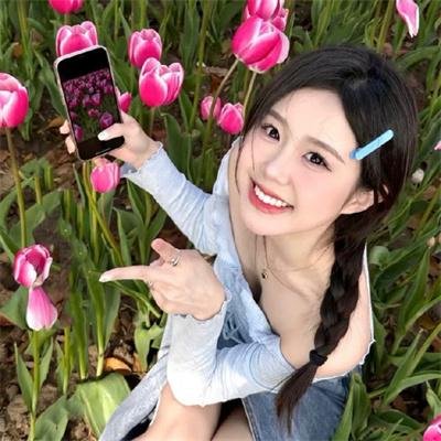 小心身后海报