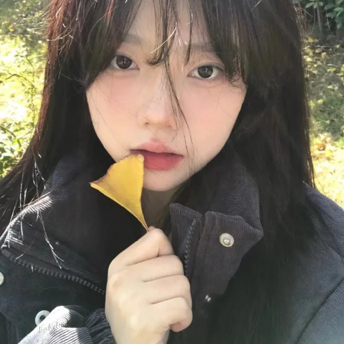 黑暗扫描仪海报